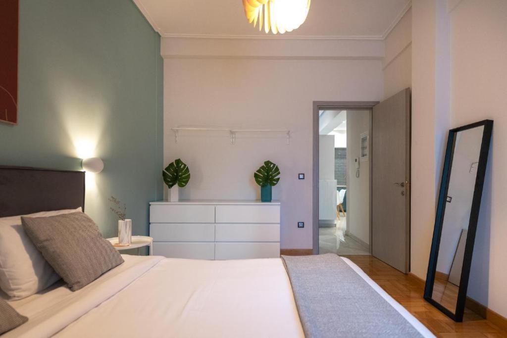 The Mint'S Apartment Iofontos Athen Exterior foto